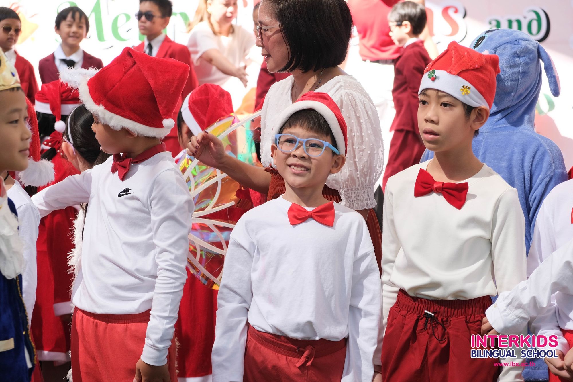 🎉 IBS SeriThai Christmas Fair: Santa and Friends 🎄🎅🏻